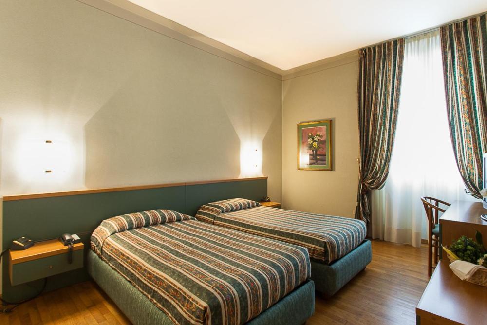 Hotel Gambara Eksteriør bilde