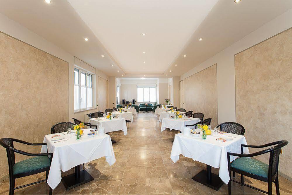 Hotel Gambara Eksteriør bilde