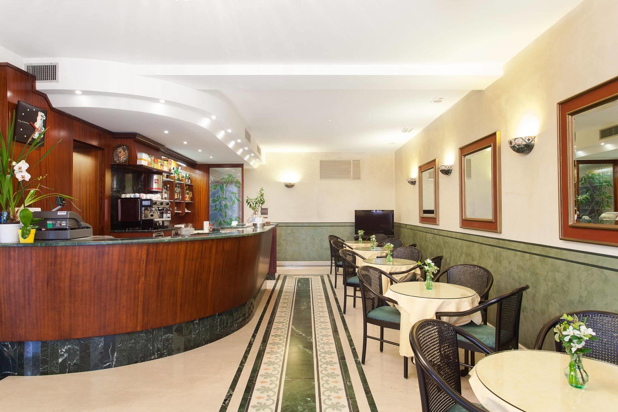 Hotel Gambara Eksteriør bilde